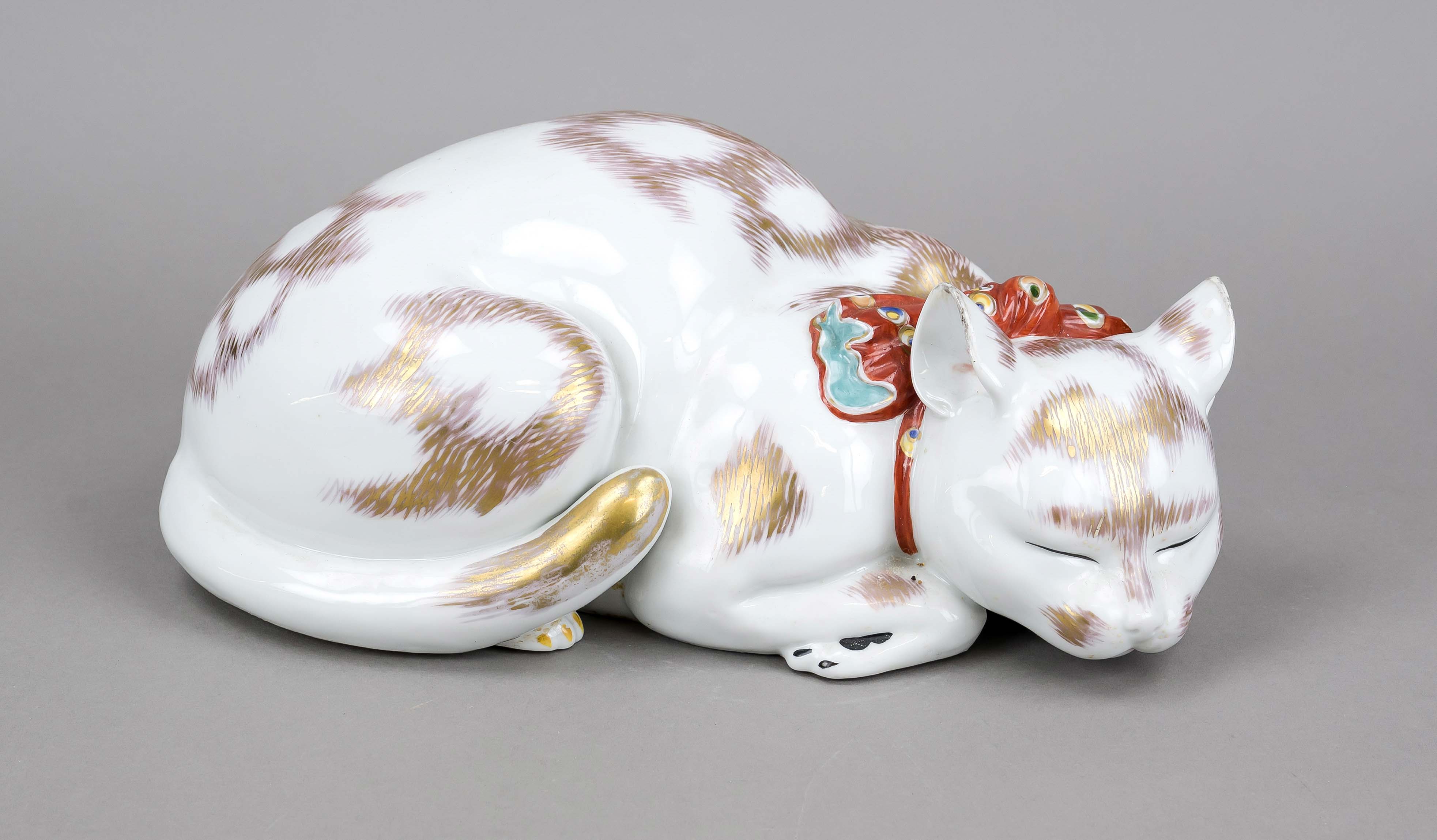 Sleeping cat, Japan (probably Satsuma) 1st half 20th century, polychrome and gold painted, l. 36 cm