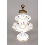 Etagere with two levels, Meissen, mark 1824-50, 1st choice, on a round foot with polygonal and noded