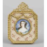 Round miniature, 19th century, polychrome tempera painting on bone plate. The ''Windsor Beauty''