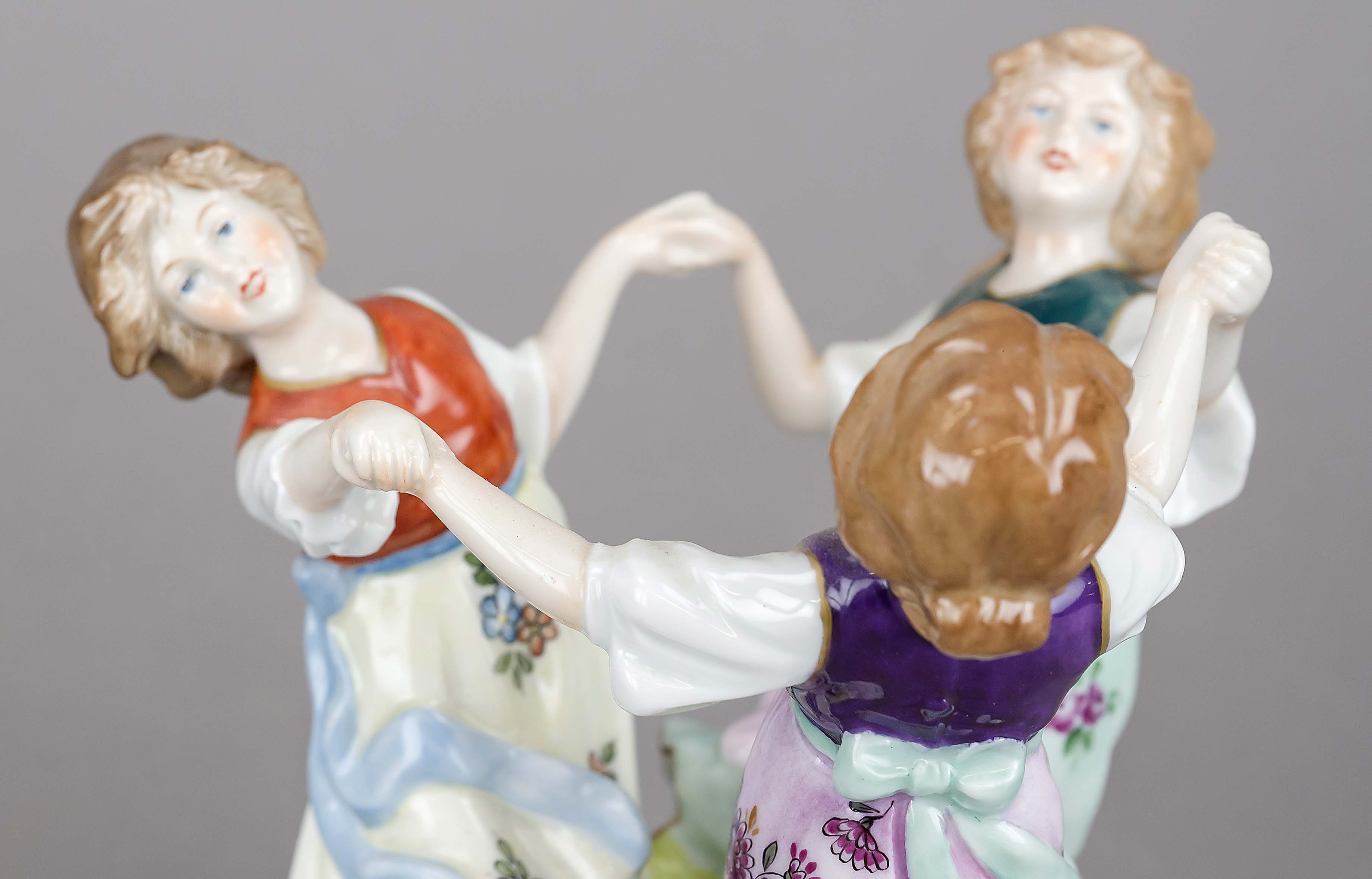 Children's round dance, Scheibe-Alsbach, Thuringia, 20th century, three dancing girls on a round - Image 2 of 3