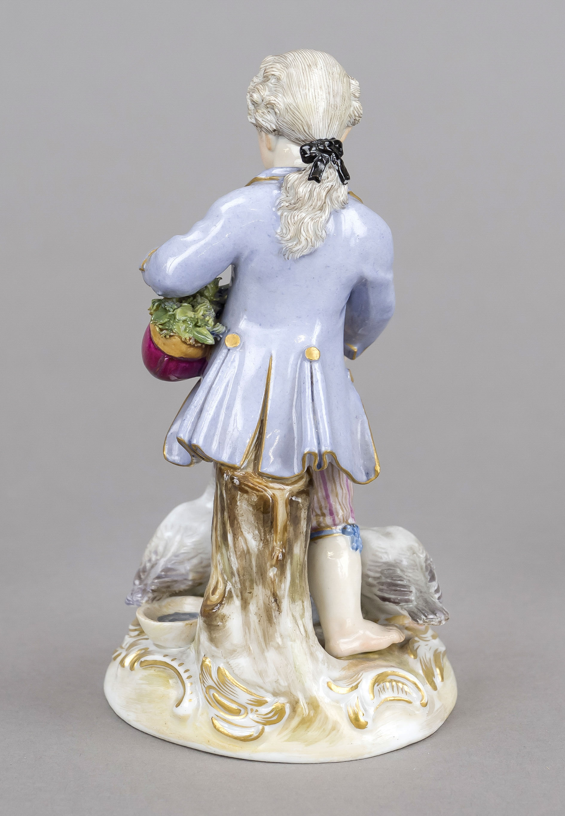 A goose-feeding boy, Meissen, pommel swords, mark 1850-1924, 1st choice, designed by Johann - Image 2 of 2