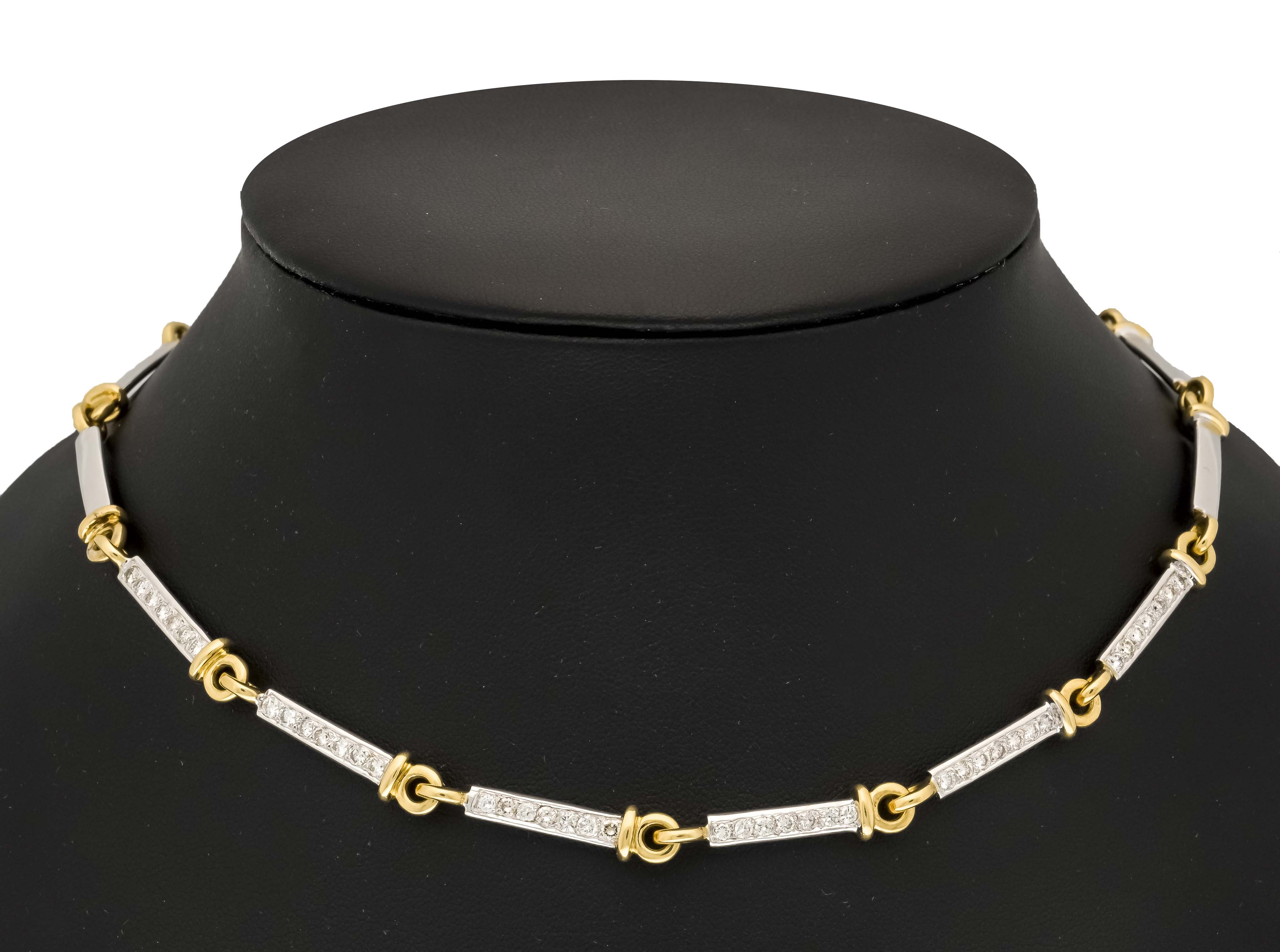 Brilliant link necklace WG/GG 750/000 with 42 brilliant-cut diamonds, total 2.10 ct white-lightly