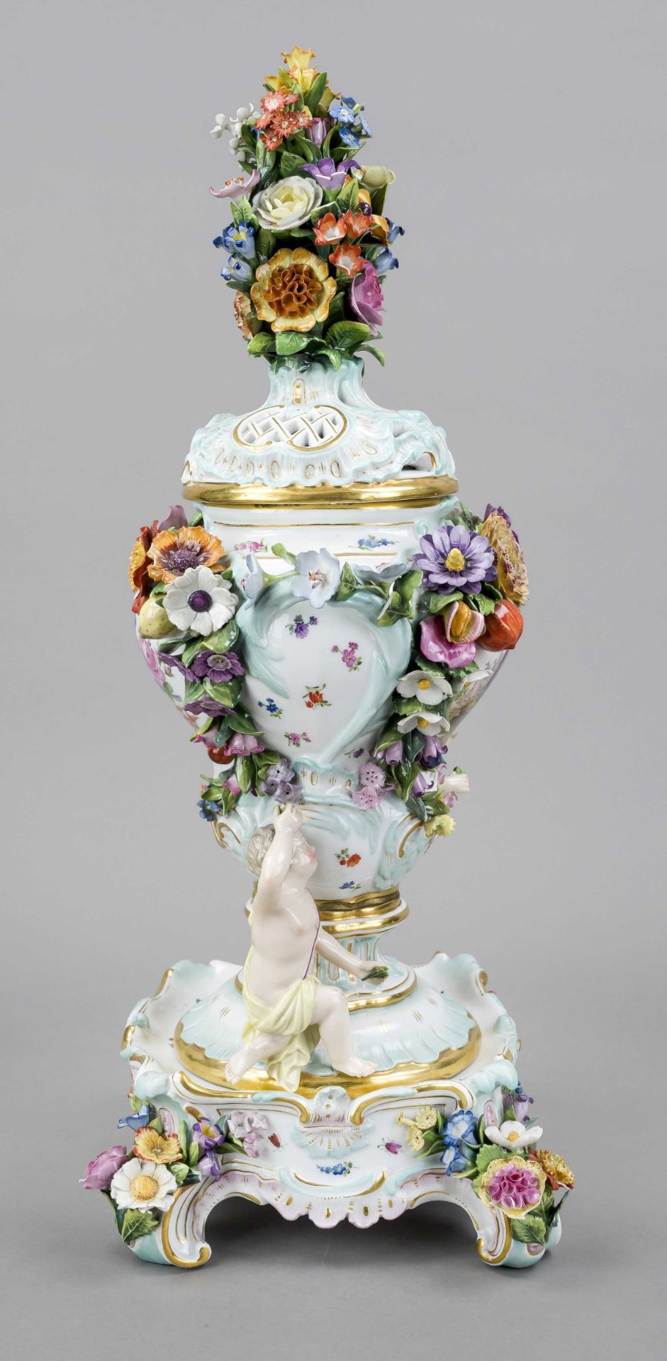 Potpourri lidded vase on pedestal, Meissen, Knauff Schwerter 1850-1924, 1st choice, designed by - Image 5 of 7