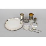 Mixed lot of nine pieces, 20th century, silver of various finenesses, round tray, with dedication, Ø