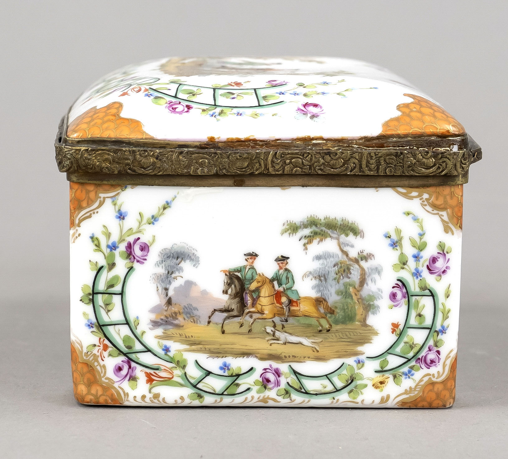 Lidded box in the style of 18th century KPM Berlin, unmarked, rectangular form with hinged, slightly - Image 6 of 7