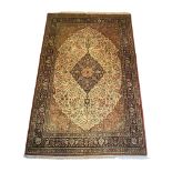 Carpet, Gohm, silk, good condition, 305 x 205 cm - The carpet can only be viewed and collected at