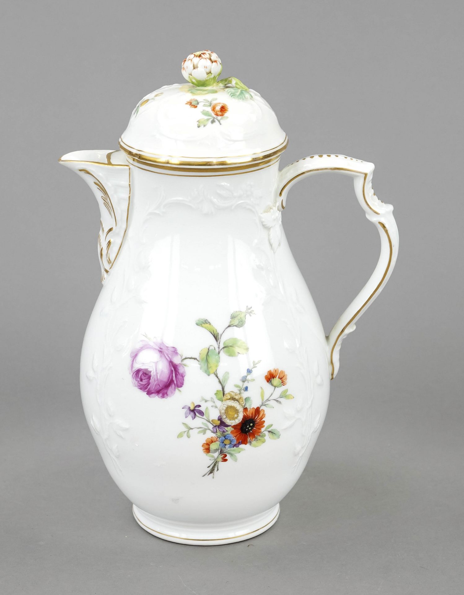 Coffee pot, KPM Berlin, c. 1800, 1st choice, with floral relief decoration and polychrome flower