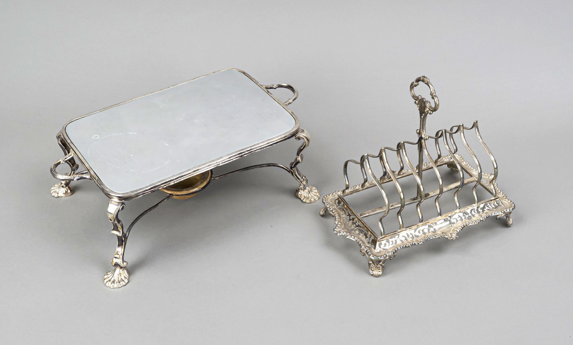 Toast stand, England, 1848, maker's mark Henry Wilkinson, Sheffield, sterling silver 925/000, on 4