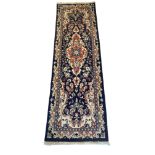 Carpet, Kashmar, runner, good condition with minor wear, 195 x 61 cm - The carpet can only be viewed