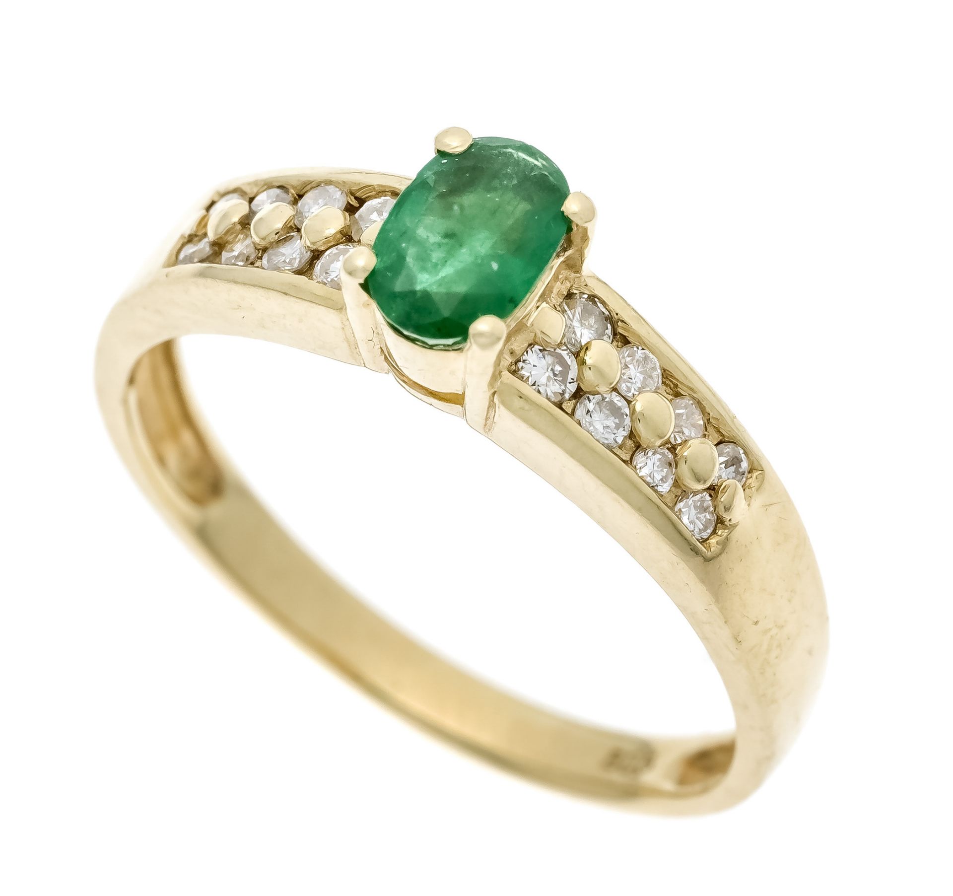 Emerald diamond ring GG 585/000 with one oval faceted emerald 6 x 4 mm green, translucent and 16