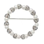 Floral ring brooch WG 585/000 with white Akoya pearls 3.9 mm and 24 octagonal diamonds, total 0.24