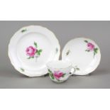 Coffee set, 3-piece, Meissen, after 1950, 2nd choice, new cut-out shape, red rose decoration with