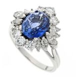 Sapphire-brilliant ring platinum tested, with an excellent oval faceted sapphire 3.50 ct in a fine