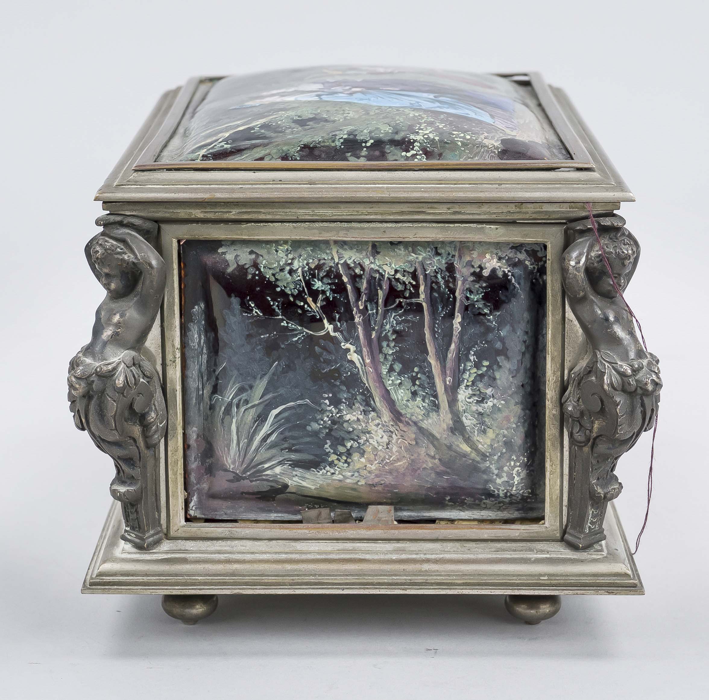 Casket with enamel painting, probably France (Limoges?), late 19th century, rectangular body with - Image 3 of 5