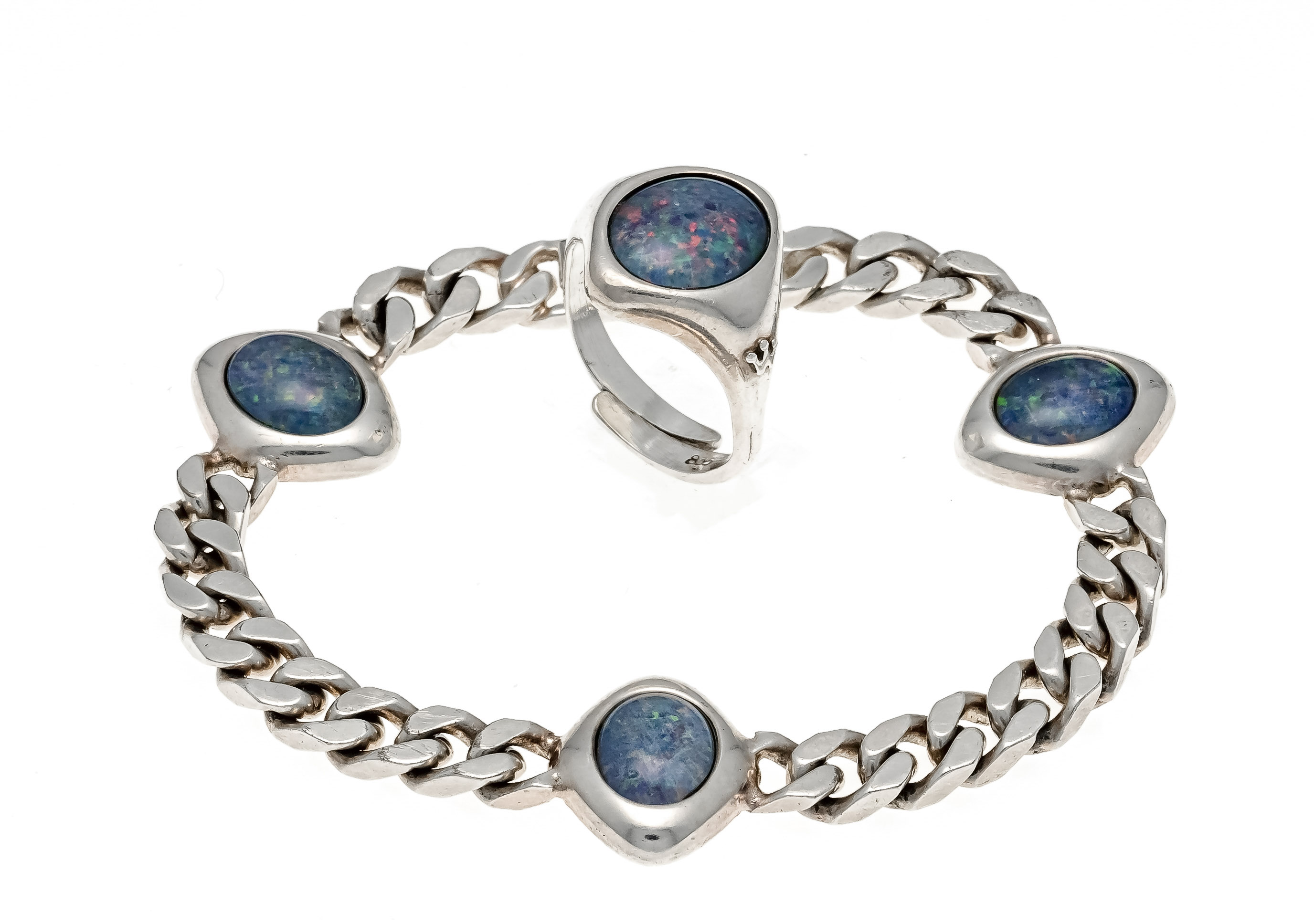 2-piece opal set silver 835/000 with 4 oval opal triplets 10 x 8 mm in blue-green-red play of