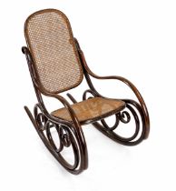 Rocking chair from around 1900, bent beech wood in the Thonet style, 100 x 56 x 110 cm - The