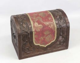 Historicism Chest, late 19th century, dark wood. Rectangular body with domed lid, narrow sides