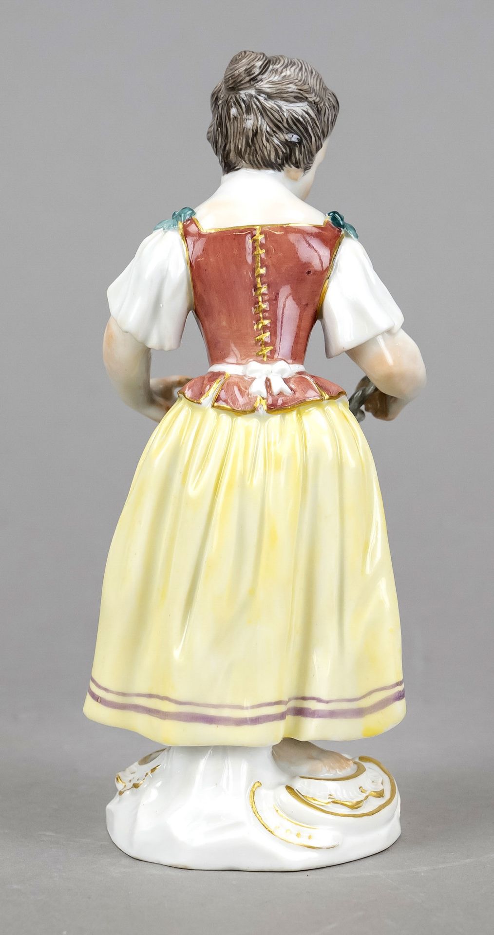 Gardener's girl with flower basket, Meissen, late 20th century, 1st choice, designed by Johann - Image 2 of 2