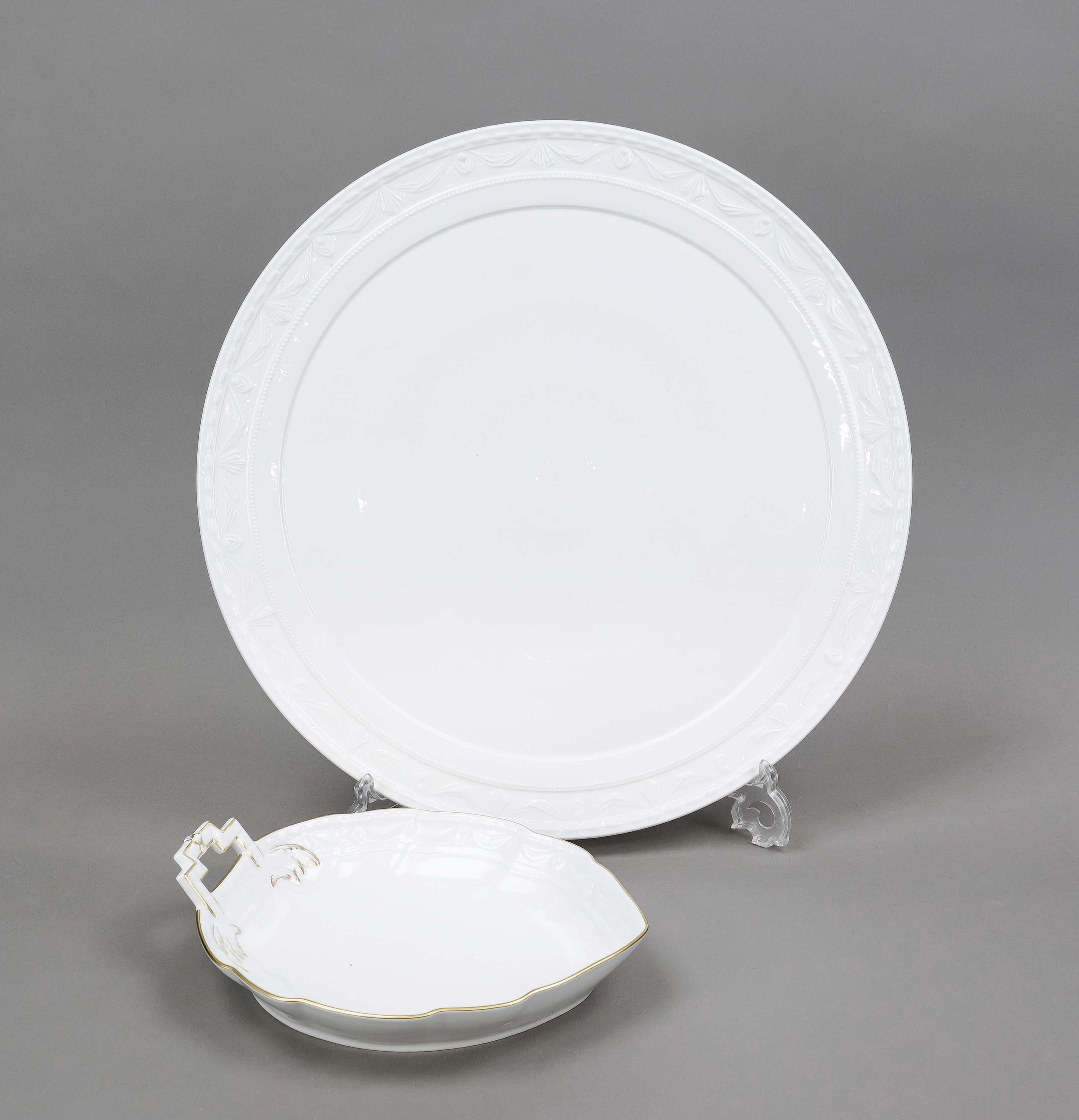 Cake plate and leaf dish, KPM Berlin, mark 1962-1992, 2nd choice, Kurland shape, designed for the