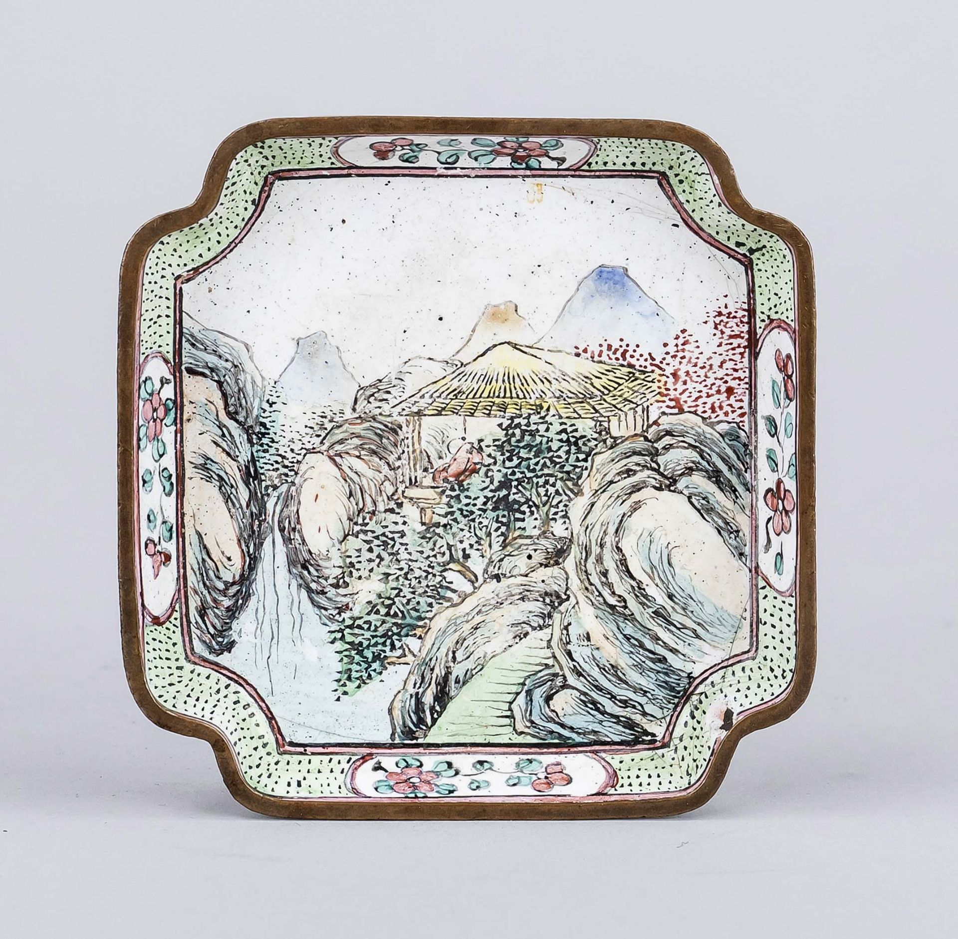 Small quatrefoil enamel bowl, China (Canton), late 19th century, the mirror with an idealized
