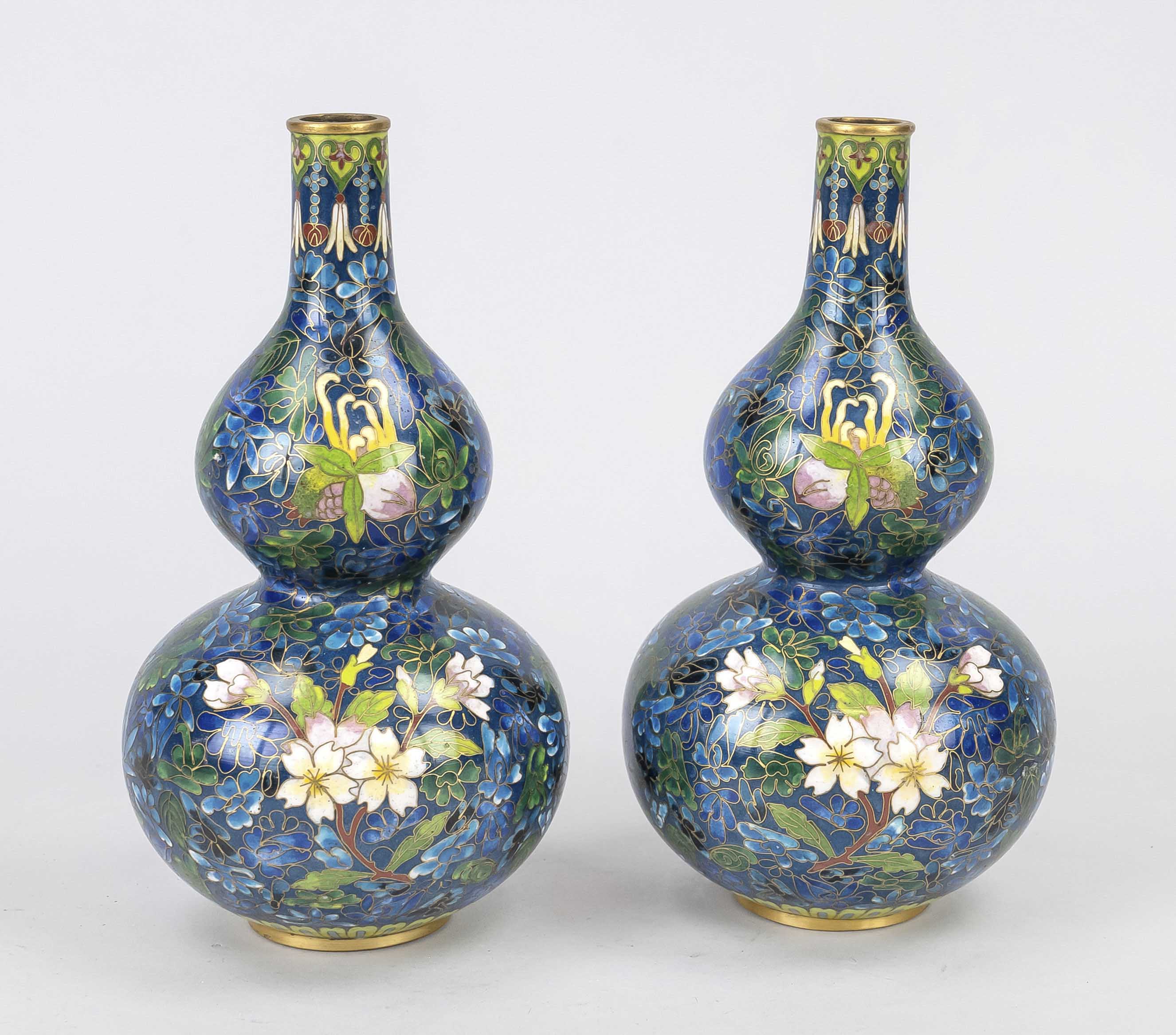 2 cloisonné gourd vases, China, brass body with floral enameled decoration, each h 18cm - Image 2 of 2