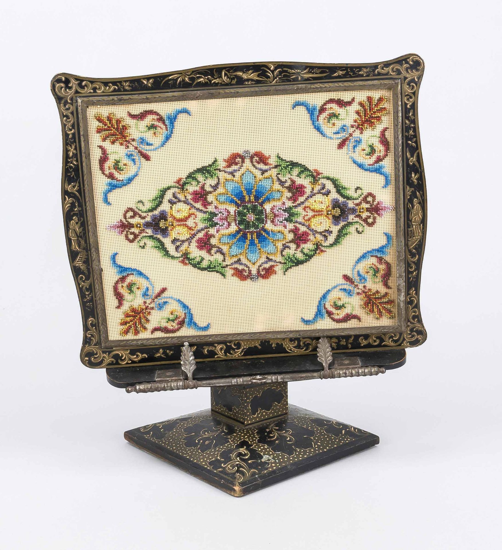 Book stand, England?, 19th century Wood with black lacquer and chinoiserie decoration and metal