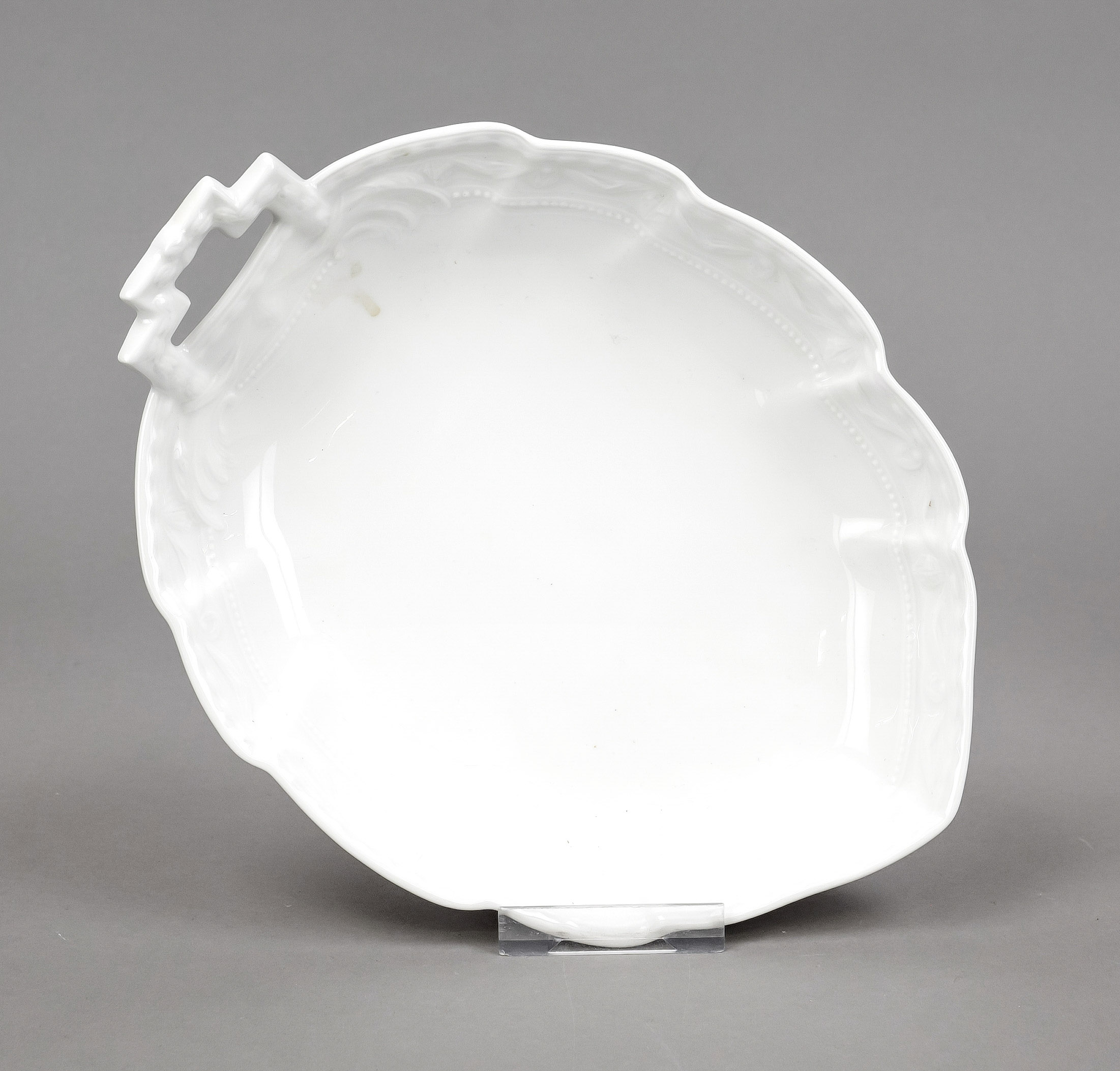 Leaf bowl, KPM Berlin, mark 1962-1992, 1st choice, Kurland shape, designed for the last Duke of