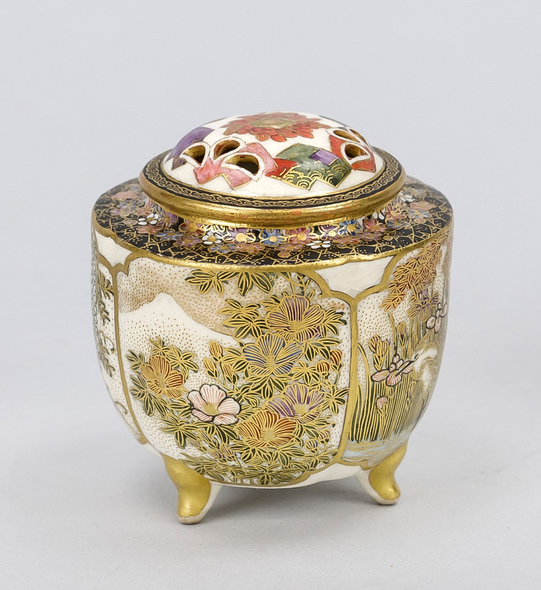 Small Satsuma Koro, Japan, 20th century, ultra-fine polychrome and gold decoration, openwork lid.