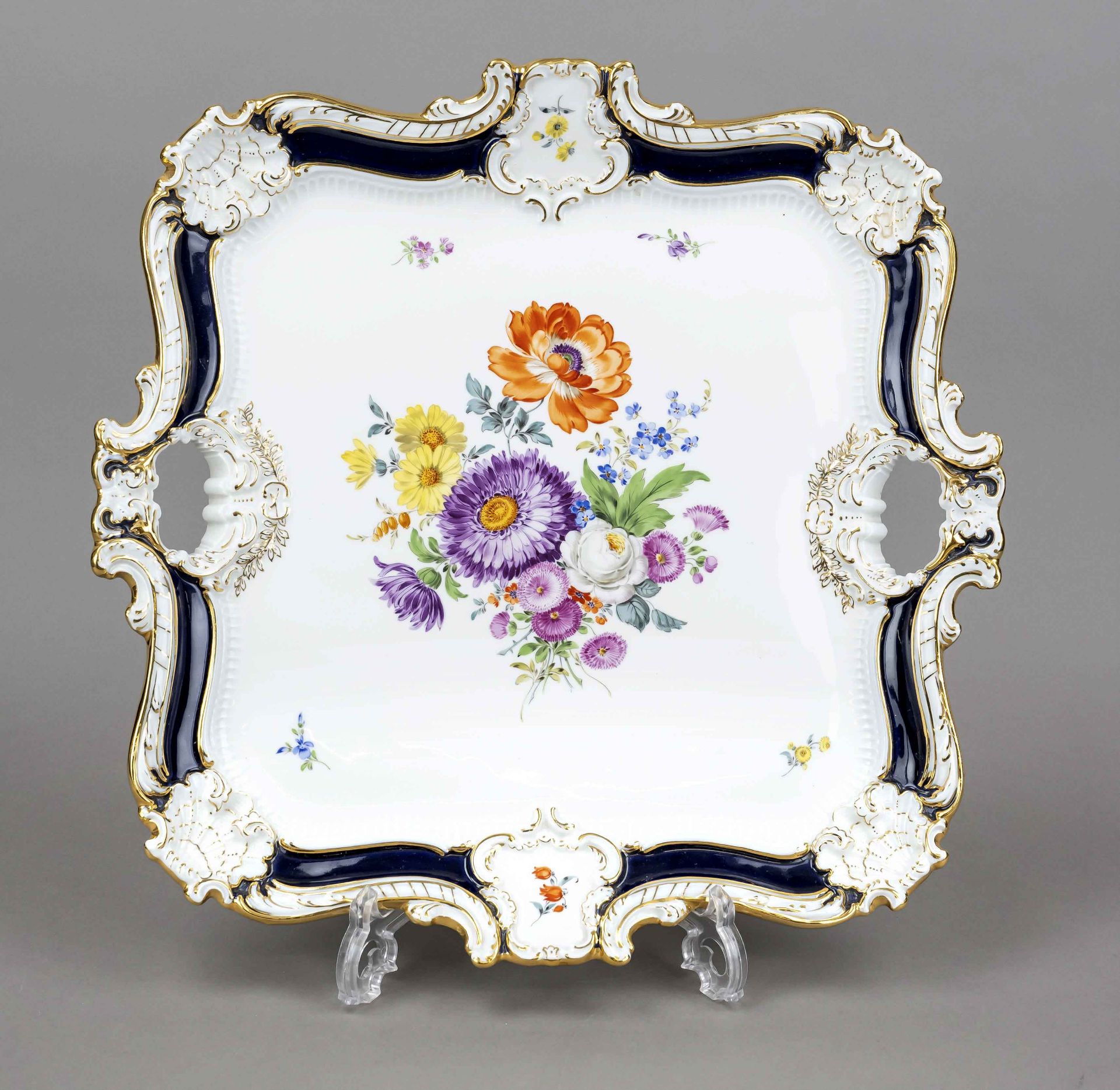 Tray, Meissen, 1970s mark, 2nd choice, after a design by Ernst August Leuteritz, c. 1850, of