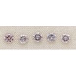 5 fancy brilliant-cut diamonds fancy pink (even) 0.227 ct, 0.241 ct, 0.227 ct, 0.206 ct, 0.212 ct,