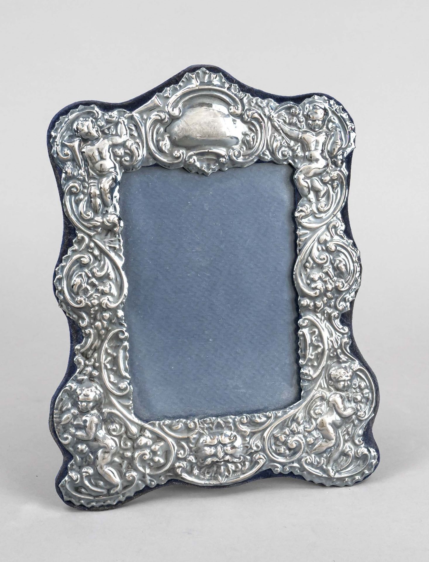 Photo stand frame, England, 1983, maker's mark Keyford Frames Ltd, London, sterling silver 925/