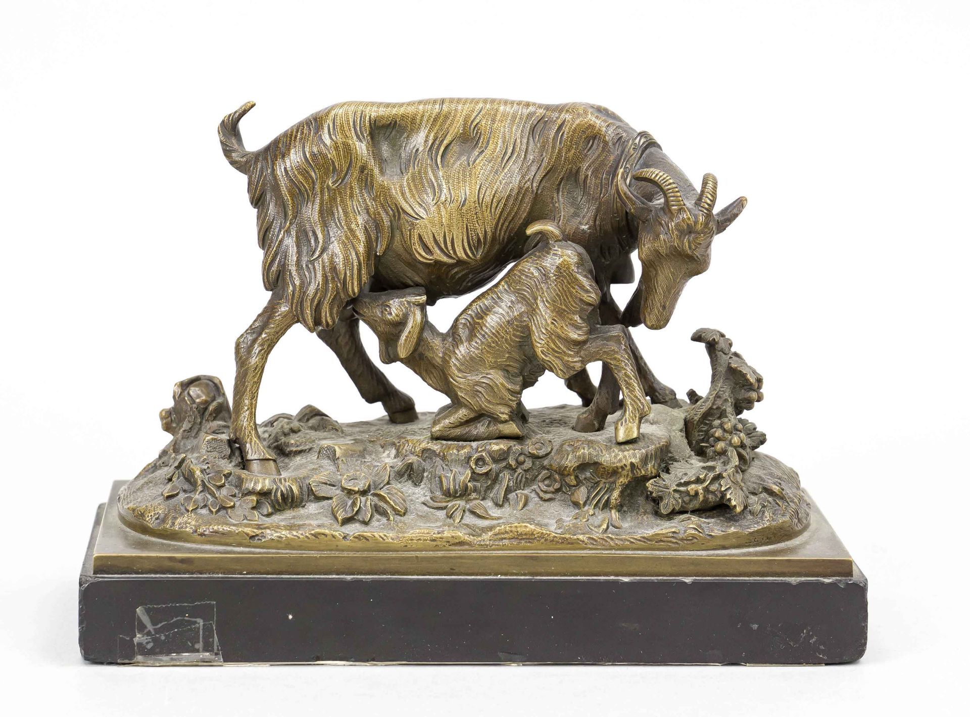Anonymous animal sculptor of the 19th century, goat with suckling kid, patinated and finely chiseled