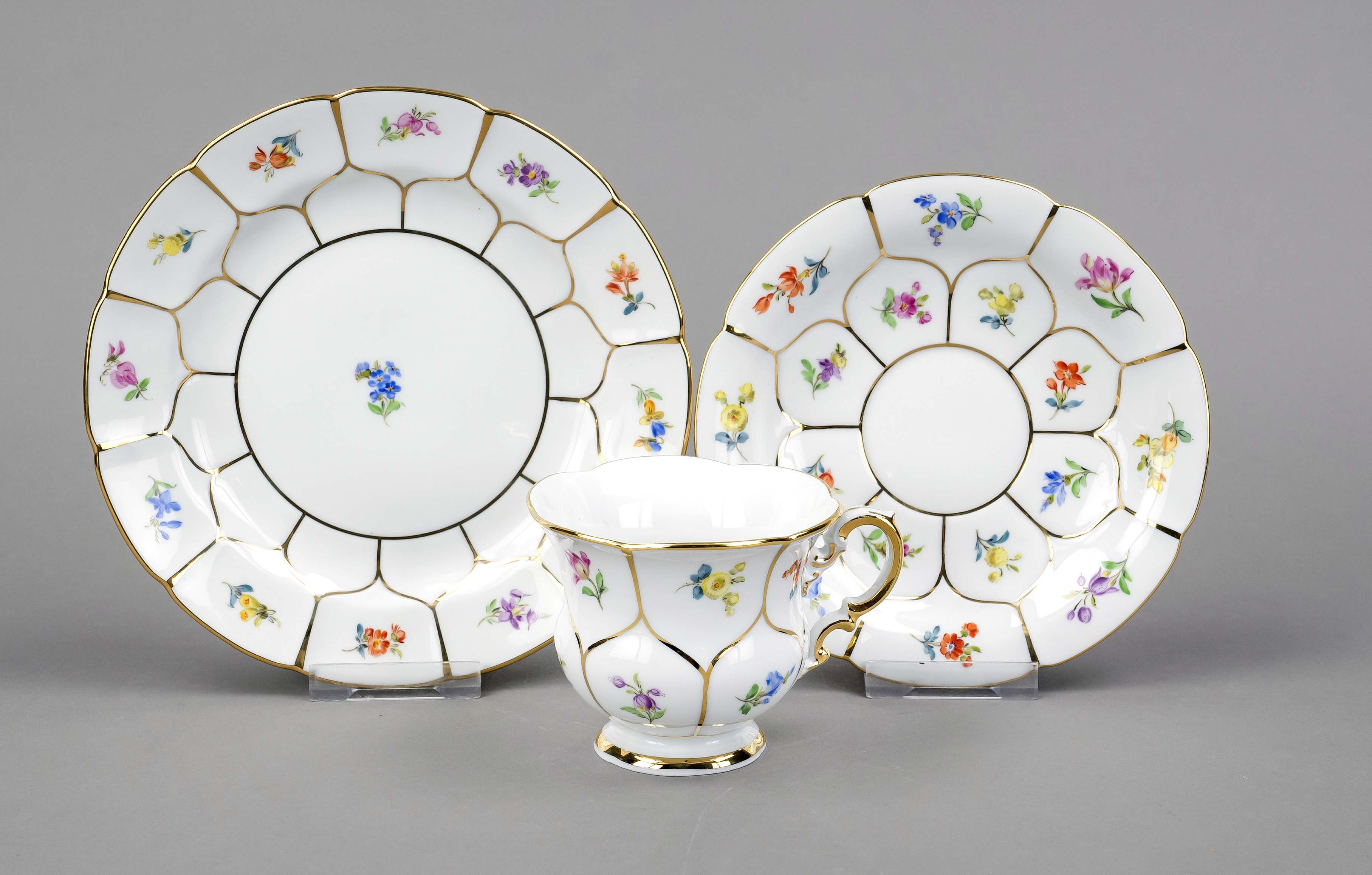 A magnificent coffee set, Meissen, 1970-80s, 1st choice, B-shape, polychrome painting with scattered