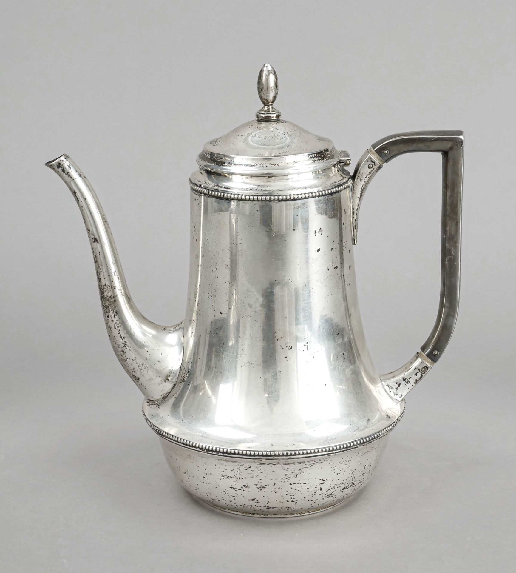 Coffee pot, German, c. 1920, maker's mark M. H. Wilkens & Söhne, Bremen-Hemelingen, silver 800/