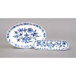 Two oval bowls, Meissen, marks after 1934, 1st choice, decor onion pattern in underglaze blue,