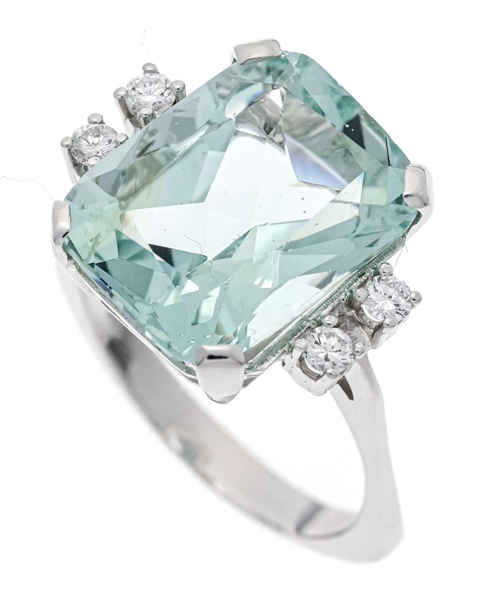Aquamarine brilliant-cut diamond ring WG 585/000 with an excellent scissor-cut aquamarine, faceted