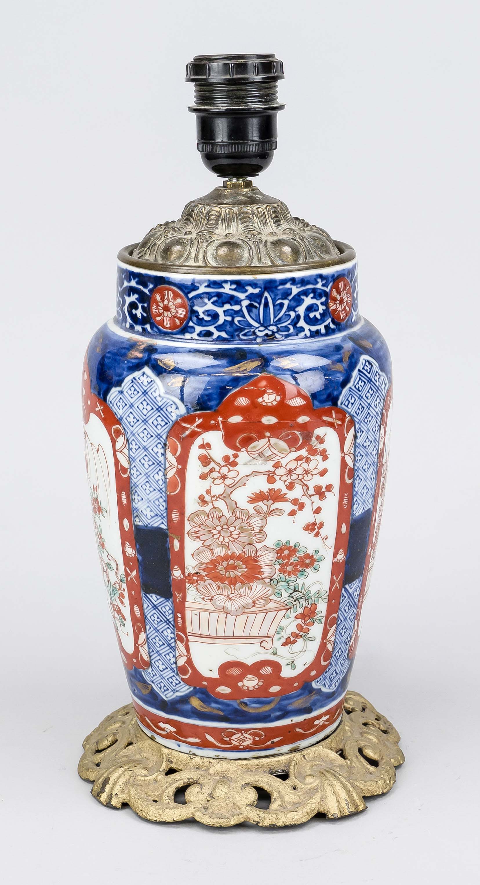 Imari vase mounted as a lamp, Japan 19th century (Meiji), European mounting, without shades, h. 36