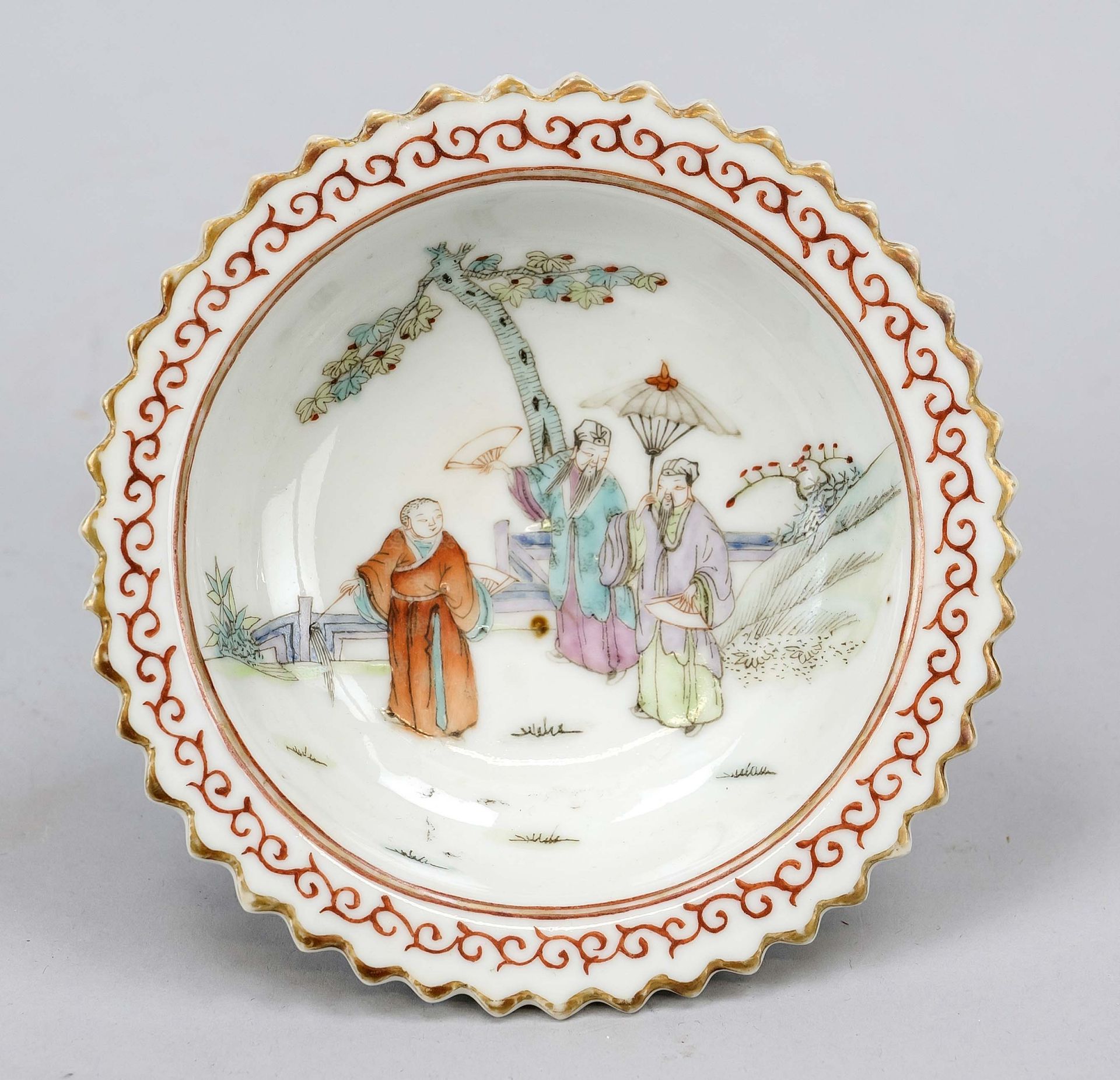 Small Famille Rose footed bowl, China 19th/20th century A multi-figure scene in the center, the - Image 2 of 2