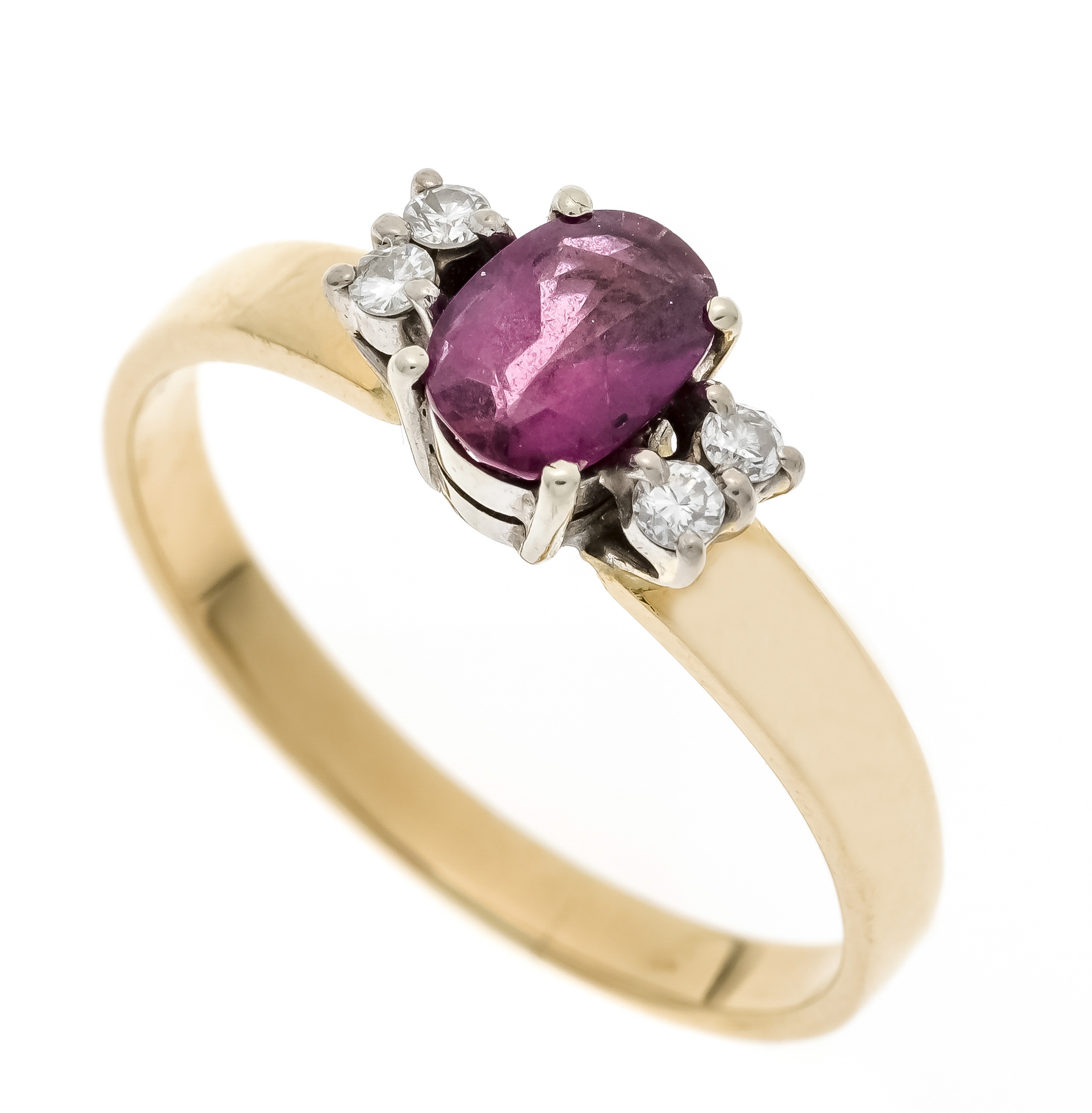 Ruby-brilliant ring GG/WG 750/000 with an oval faceted ruby 7.7 x 5.5 mm slightly bluish red,