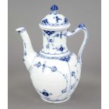 Coffee pot, Royal Copenhagen, Denmark, mark before 1923, decor Musselmalet half lace in underglaze