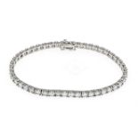 Tennis bracelet WG 750/000 with 47 brilliant-cut diamonds, weighing 8.35 ct fine white - tinted