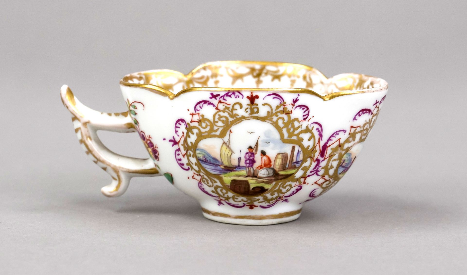 A demitasse cup with saucer, Helena Wolfsohn, Dresden, mark 1875-1886, quatrefoil shape, - Image 2 of 3