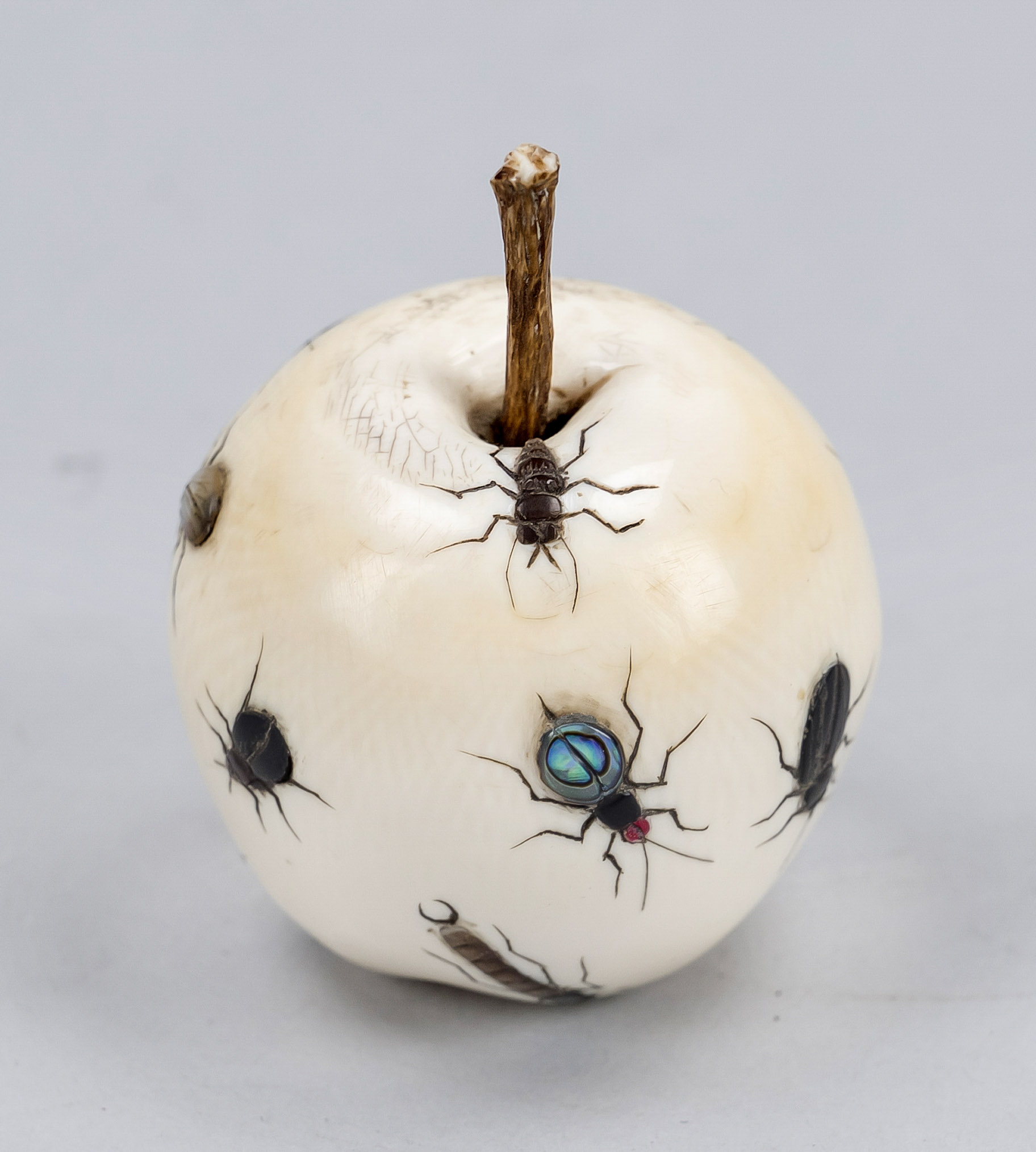 Shibayama Okimono as an apple, Japan c. 1900 (Meiji), ivory with mother-of-pearl and stone inlays. - Image 2 of 4