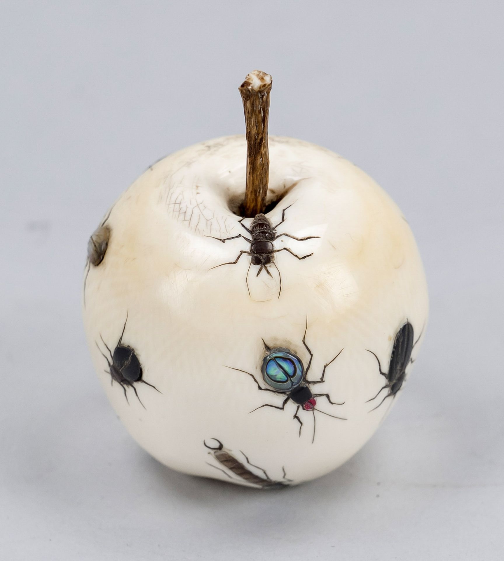 Shibayama Okimono as an apple, Japan c. 1900 (Meiji), ivory with mother-of-pearl and stone inlays. - Image 2 of 4