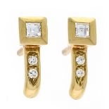 Diamond stud earrings GG 750/000 with 2 diamond carrées and 4 octagonal diamonds, total 0.22 ct W/