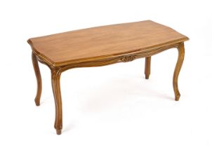 Side/coutch table, 20th century, beech and walnut, 45 x 96 x 51 cm - The furniture can only be