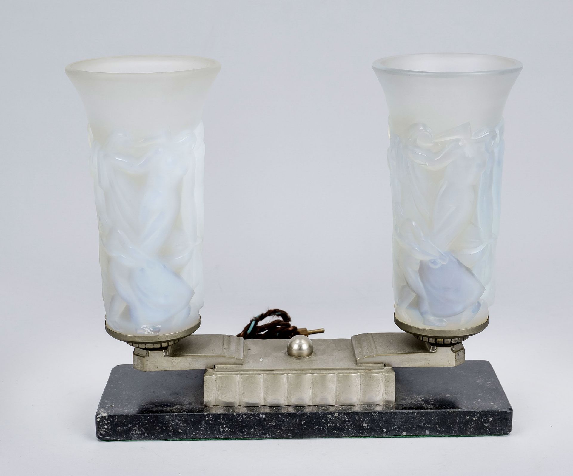 Art Déco lamp, 1930s, geometric metal frame on marble plinth (chipped), two lampshades opaque