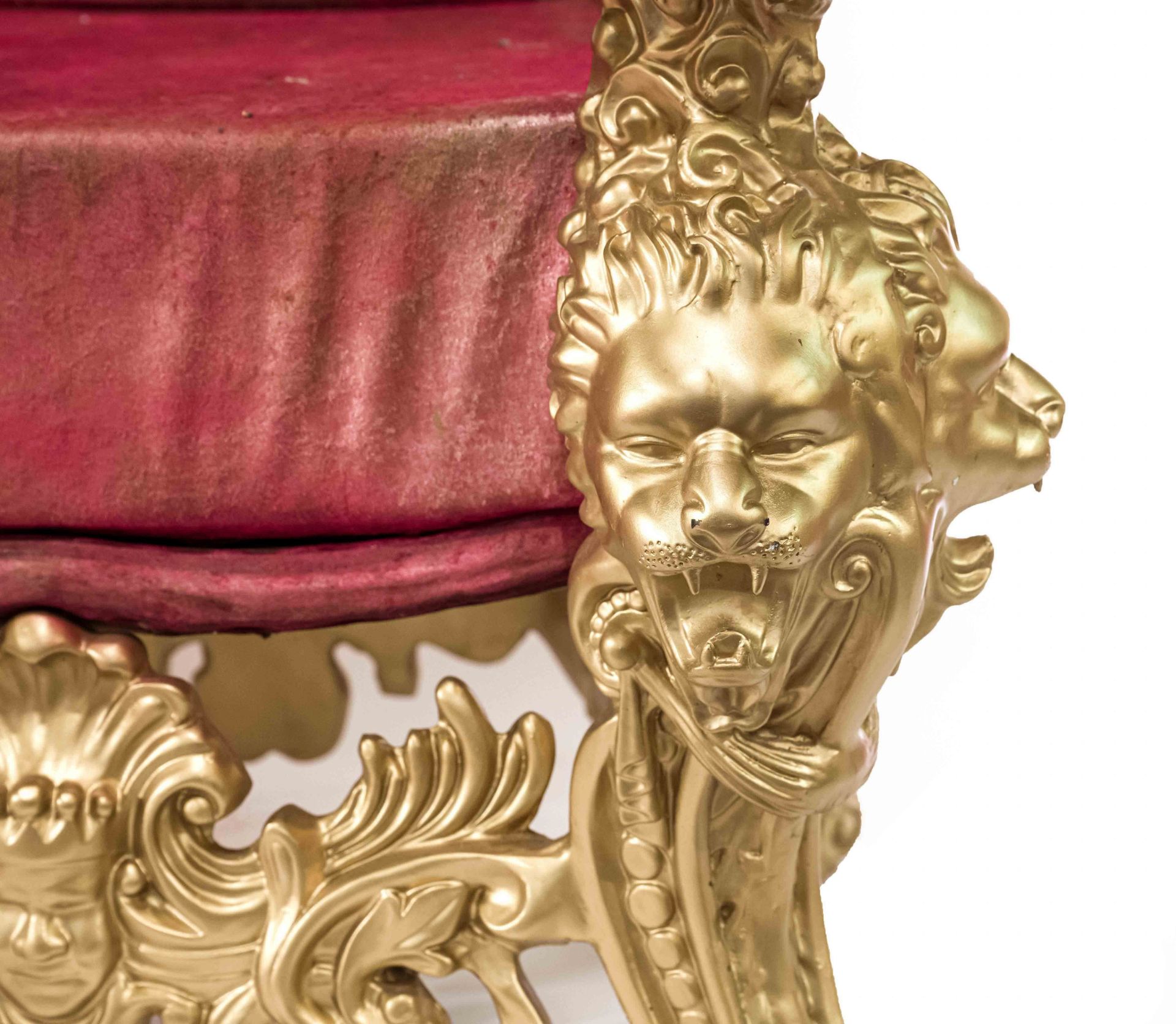 Magnificent Baroque-style throne armchair, 20th century, carved and gilded wood, carved lion's - Image 3 of 5