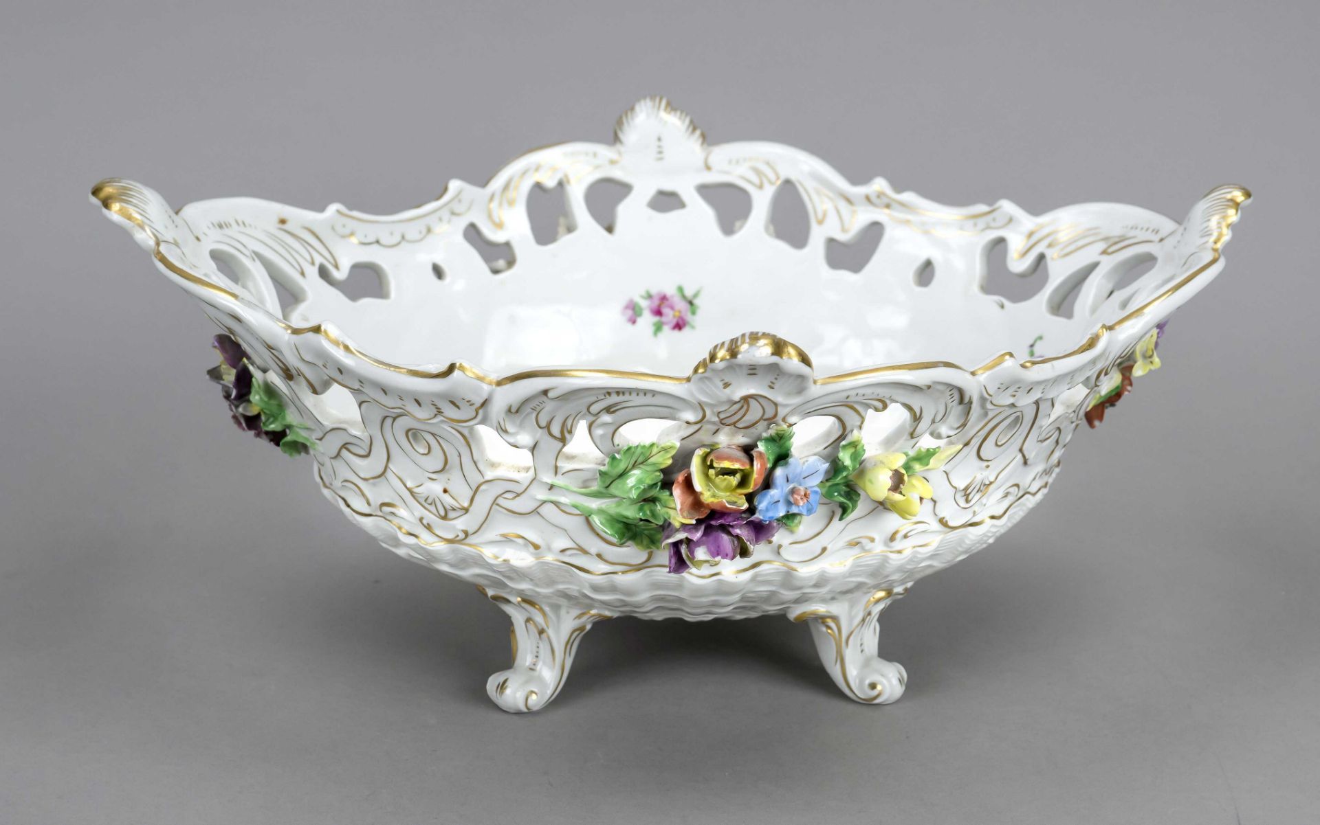 Large ceremonial bowl, Potschappel, Dresden, 20th century, quatrefoil-oval bowl on volute feet,