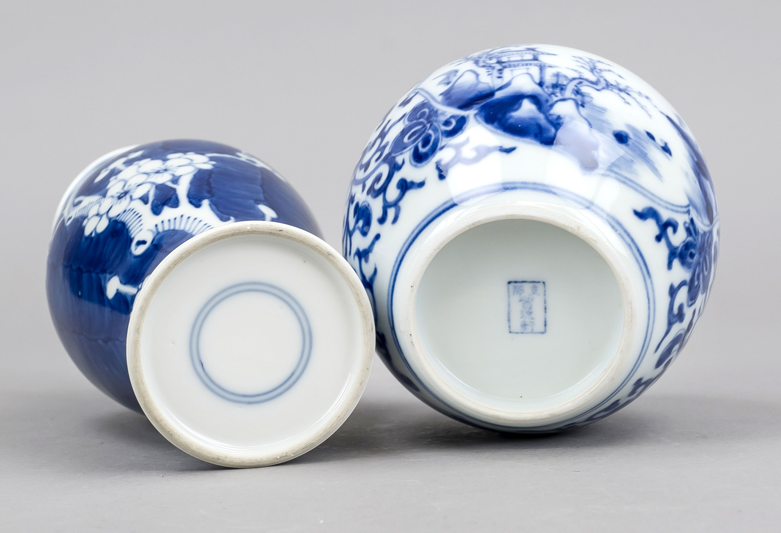 2 vases, China, 19th/20th century, 1 small prunus vase with surrounding cobalt blue decoration, a - Image 3 of 3